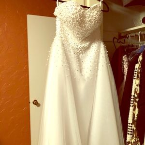 Wedding dress size 6